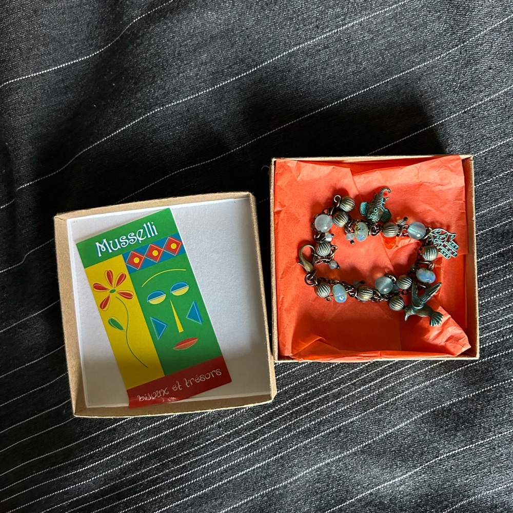 Musseli bracelet brand new